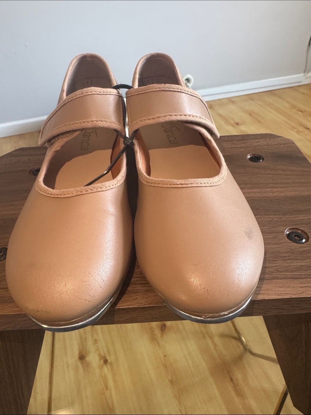 Girls' Classic Mary Jane Tap Shoes in Beige
